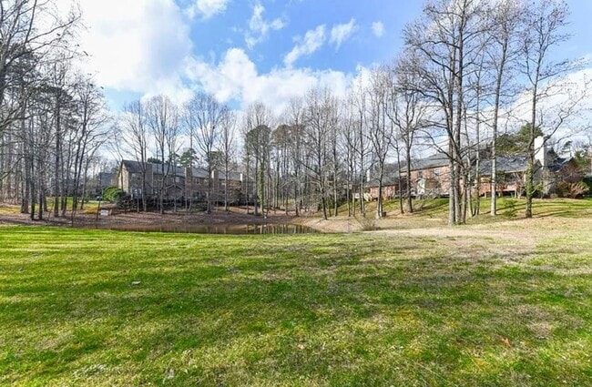 Building Photo - FIRST MONTH FREE!