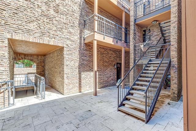 Building Photo - 6000 Auburndale Ave