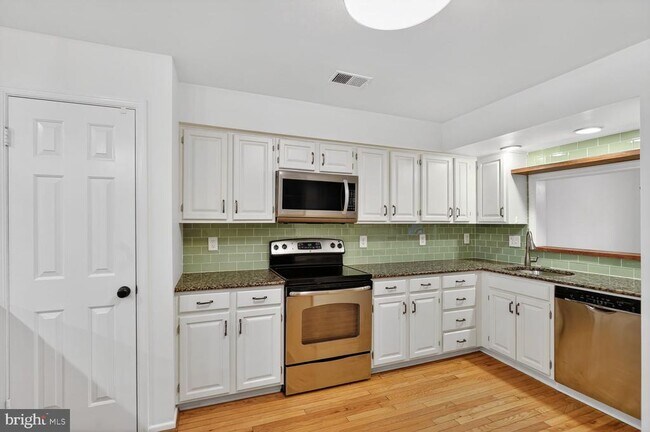 Building Photo - 12564 Garland Tree Ct