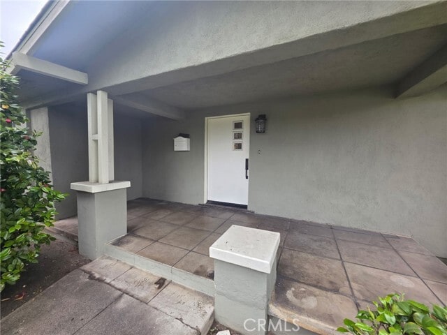 Building Photo - 9556 E Live Oak Ave