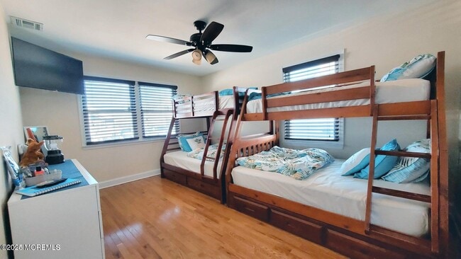 Building Photo - 53 E Coral Dr