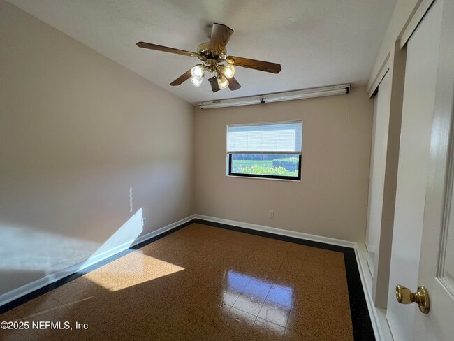 Building Photo - 11356 Renne Dr