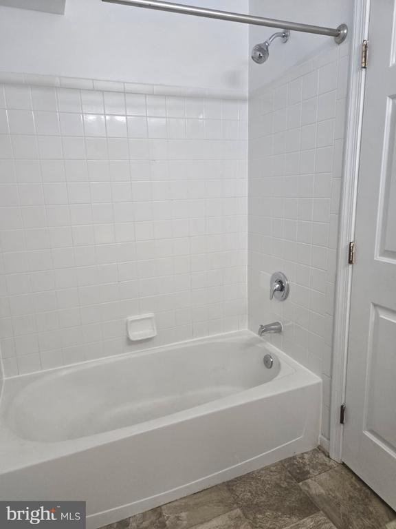 Building Photo - 7516 Snowpea Ct