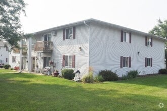 Building Photo - zSunshine Court Apartments