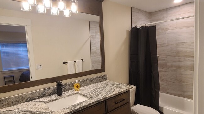 Building Photo - 184 Galena Smt Dr