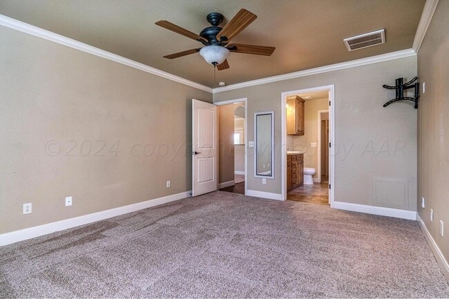 Building Photo - 8003 Manor Haven Ct
