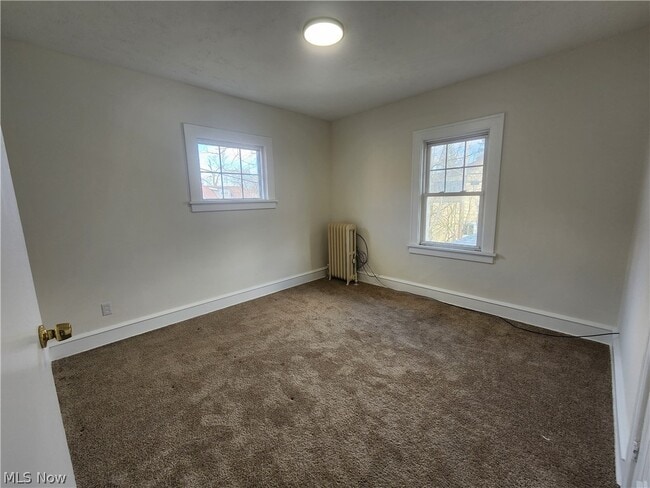 Building Photo - 2060 Rossmoor Rd