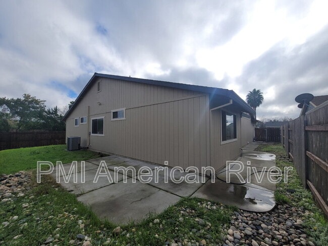 Building Photo - 4508 Windcloud Ave