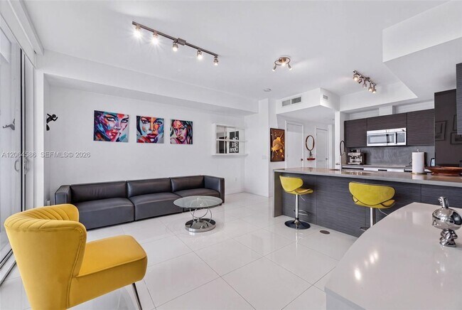 Building Photo - 1080 Brickell Ave
