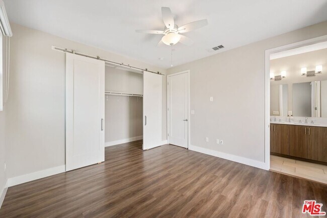Building Photo - 4416 Paxton Pl