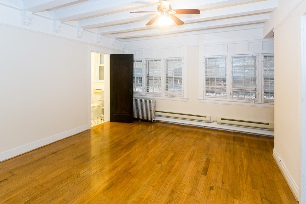 Building Photo - 4636 N Paulina St