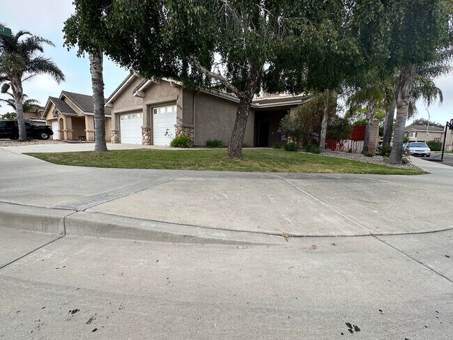 Building Photo - 2034 Mariah Dr