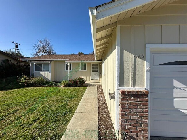 Building Photo - 965 Amstutz Dr