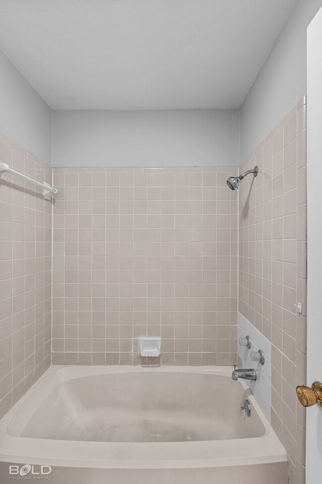 Building Photo - Charming 3-bedroom, 2-bath home in vibrant Bossier City, LA!