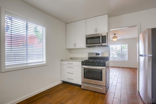 Building Photo - 3311 Clairemont Mesa Blvd