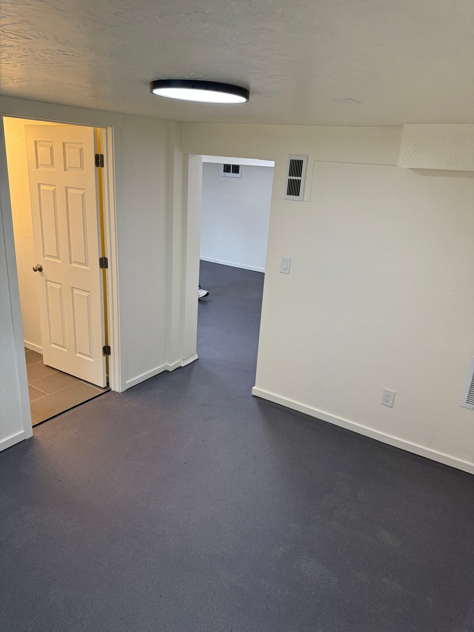 Building Photo - 790 17th St NE