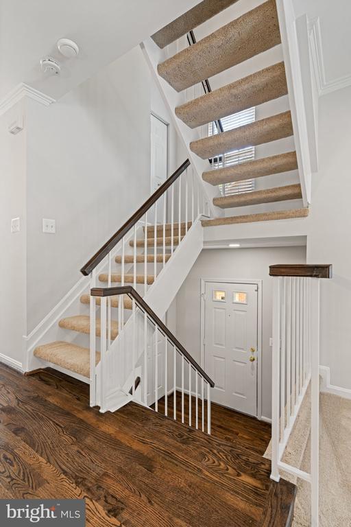 Building Photo - 7867 Wintercress Ln