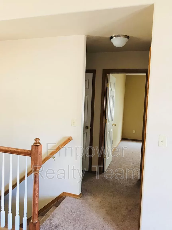 Building Photo - 8097 Parsonage Ln