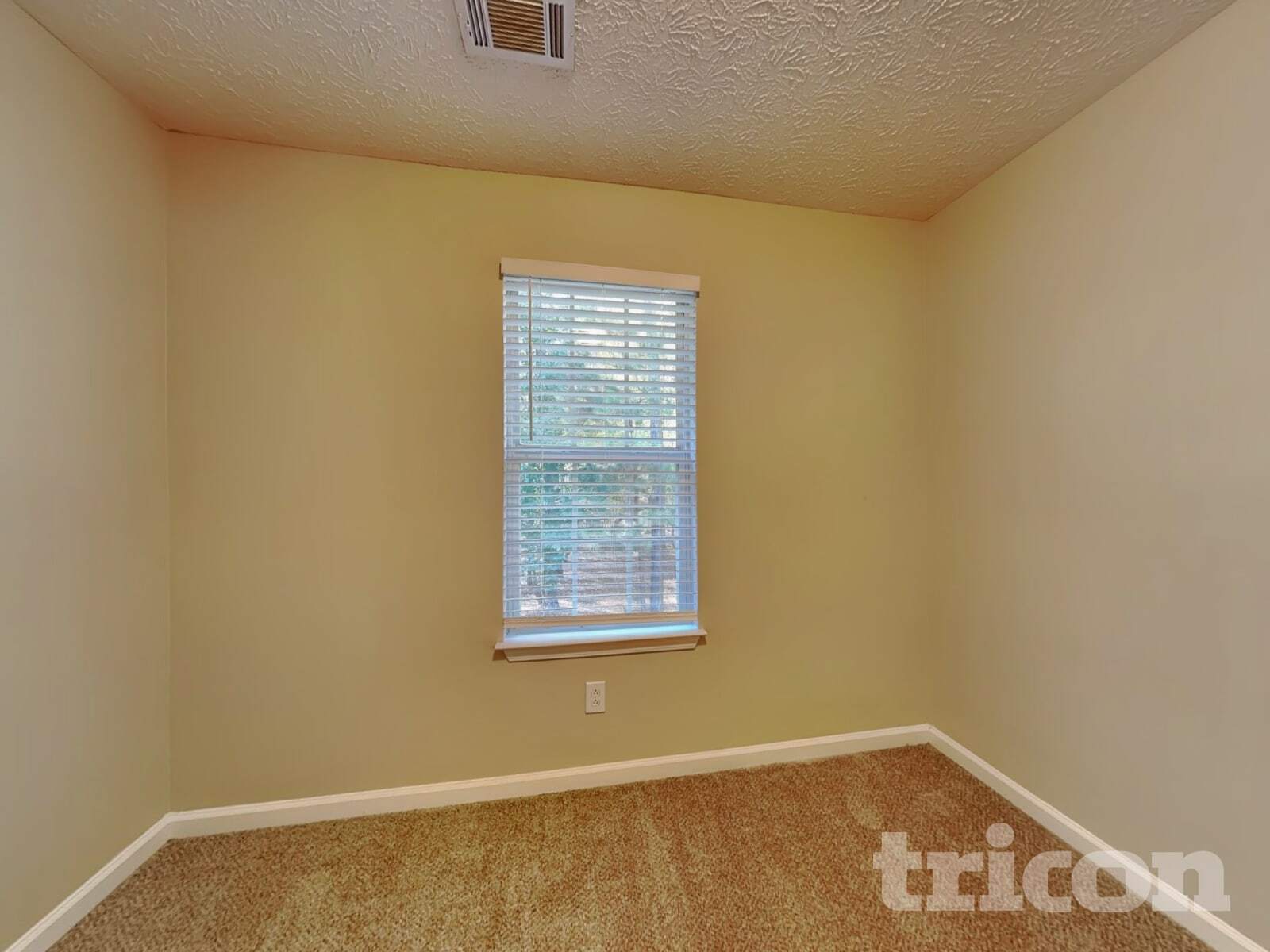 Building Photo - 335 Orleans Blvd