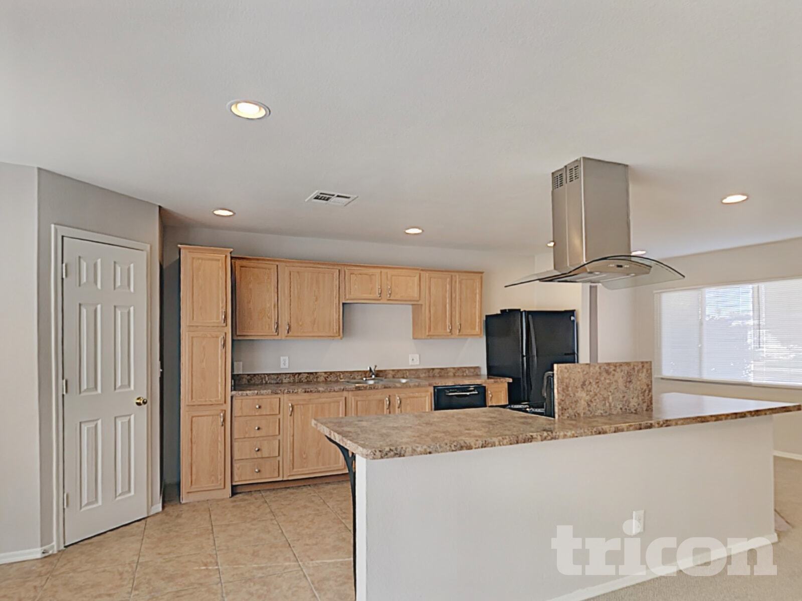 Building Photo - 13129 N 21st Dr