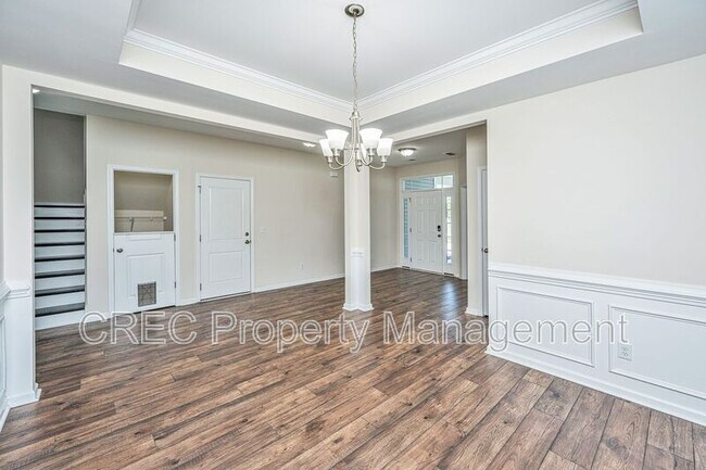 Building Photo - 201 Bigleaf Ct