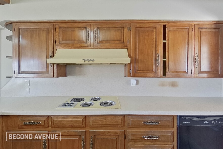 Building Photo - 2713 S Carrier Pkwy