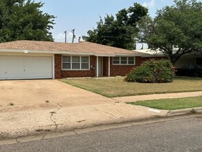 Building Photo - 5006 11th St