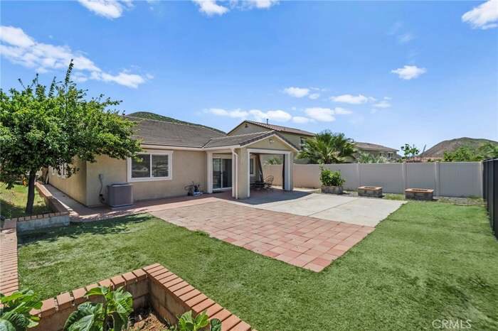 Building Photo - 35142 Sorrel Ln