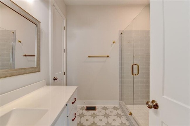 Building Photo - 1274 Longreen Ter NW