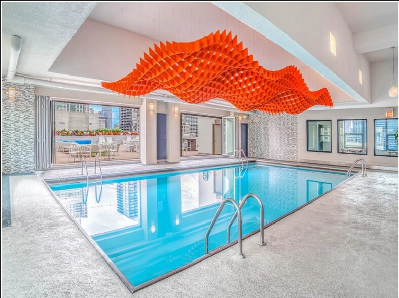 Building Photo - 79 W Huron St