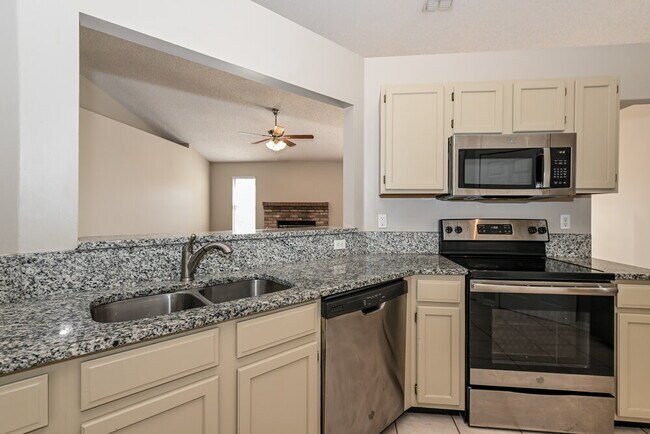 Building Photo - 2968 Waters View Cir