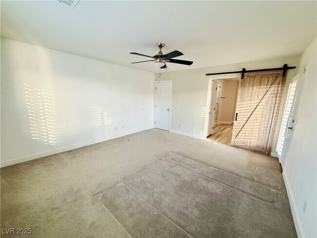 Building Photo - 777 Valley Rise Dr