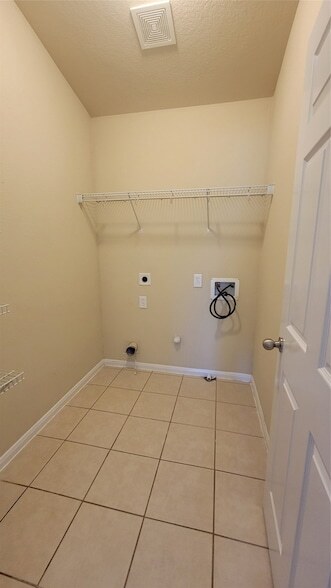 Building Photo - 2502 Quiet Sage Ln