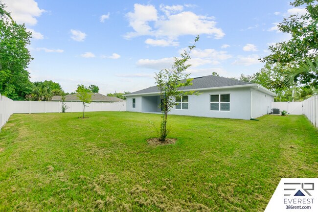 Building Photo - 8 Longview Ln