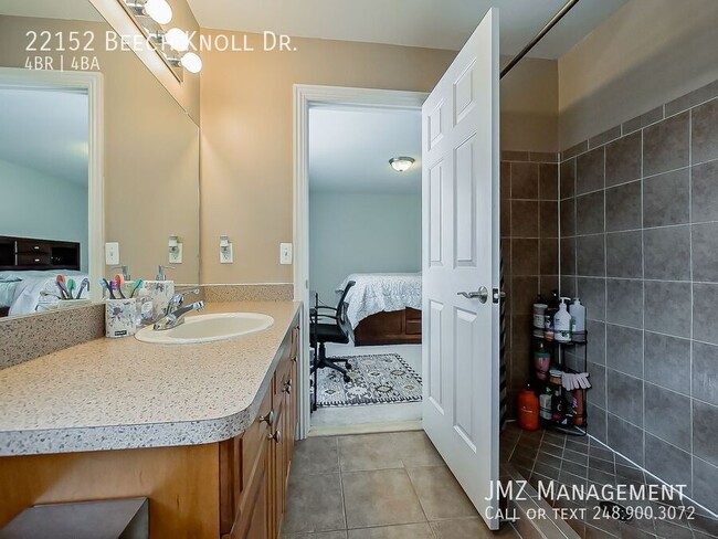 Building Photo - 22152 Beech Knoll Dr