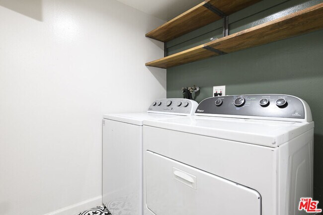 Building Photo - 11667 Gorham Ave