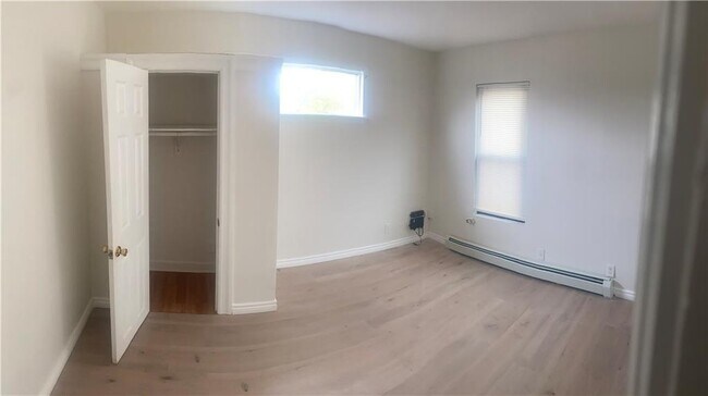 Building Photo - 9305 Flatlands Ave