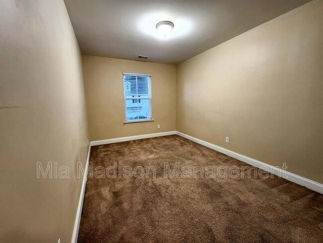 Building Photo - 11330 White Bluff Rd