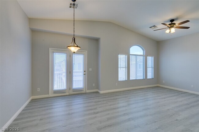 Building Photo - 6568 Strolling Plains Ln