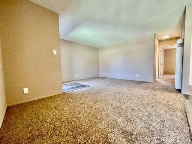 Building Photo - 815 N Rose Ave