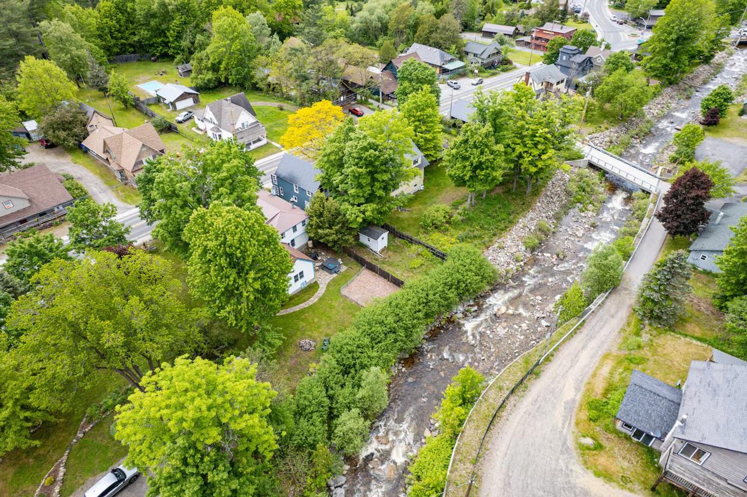 Building Photo - 10904 NY-73 Scenic