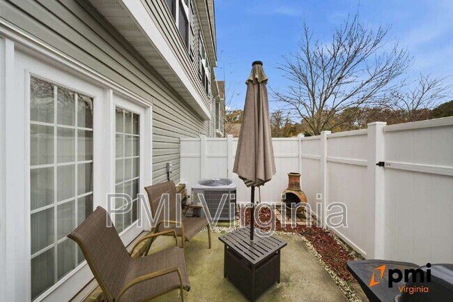 Building Photo - 4304 Cattail Ln