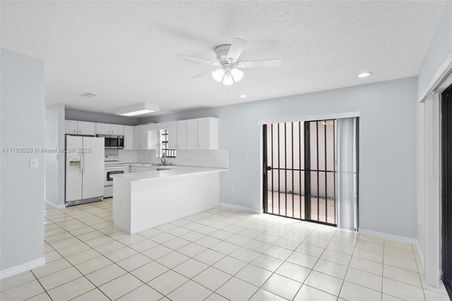Building Photo - 13892 SW 25th Terrace