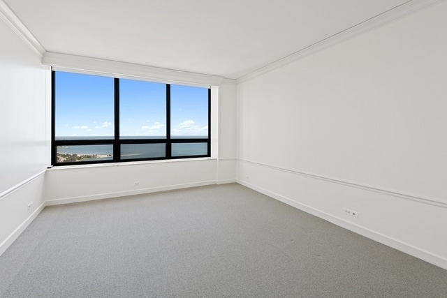 Building Photo - 180 E Pearson St