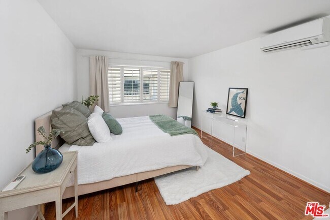 Building Photo - 1440 23rd St