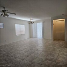 Building Photo - 10922 Moonbeam Glow Ln