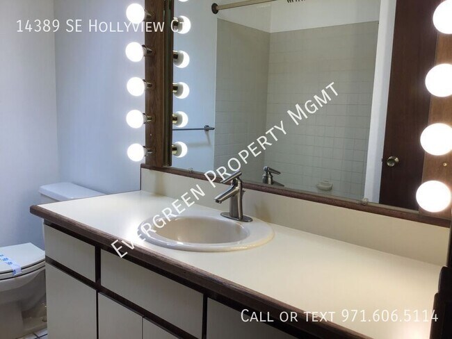 Building Photo - Amazing Damascus Ranch House! $3,195 3BD/2...