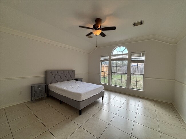 Building Photo - 1814 Senca Springs Ct