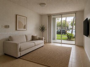 Building Photo - 711 SW 111th Way