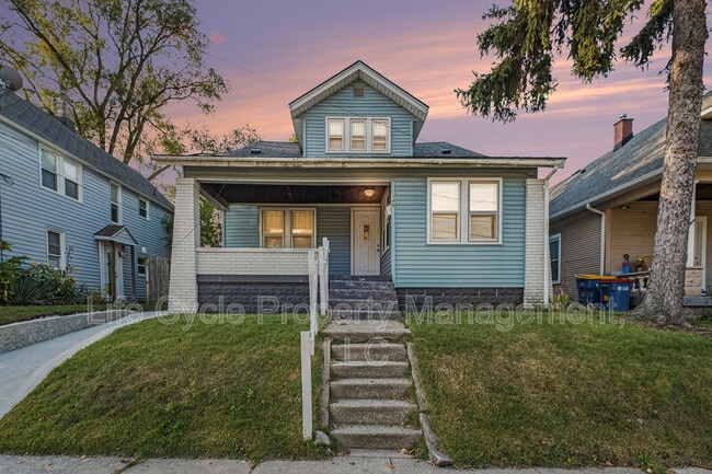 Building Photo - 346 Quimby St NE